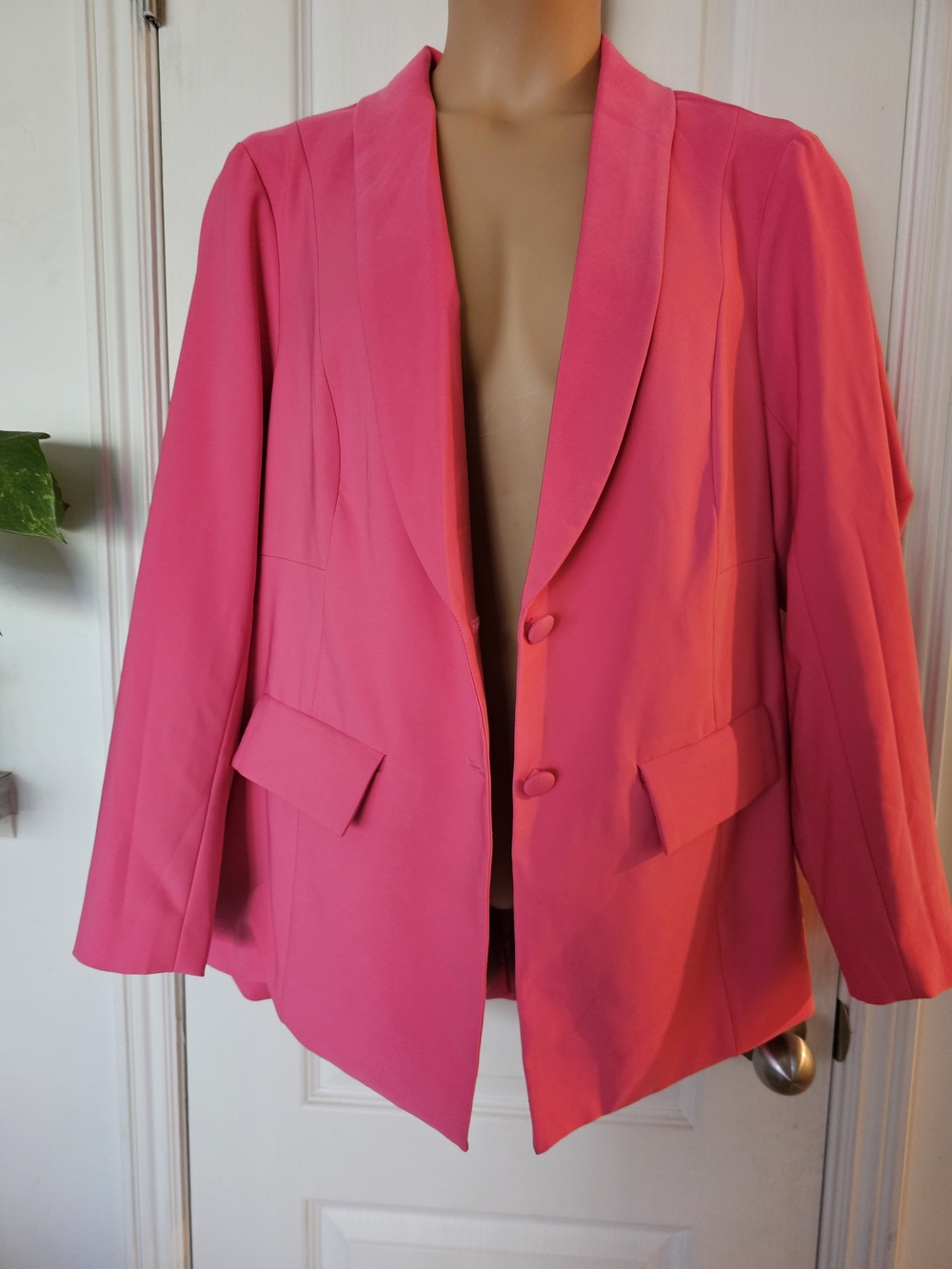 Studio By Torrid Sz 2 Bright Pink Tailored Blazer